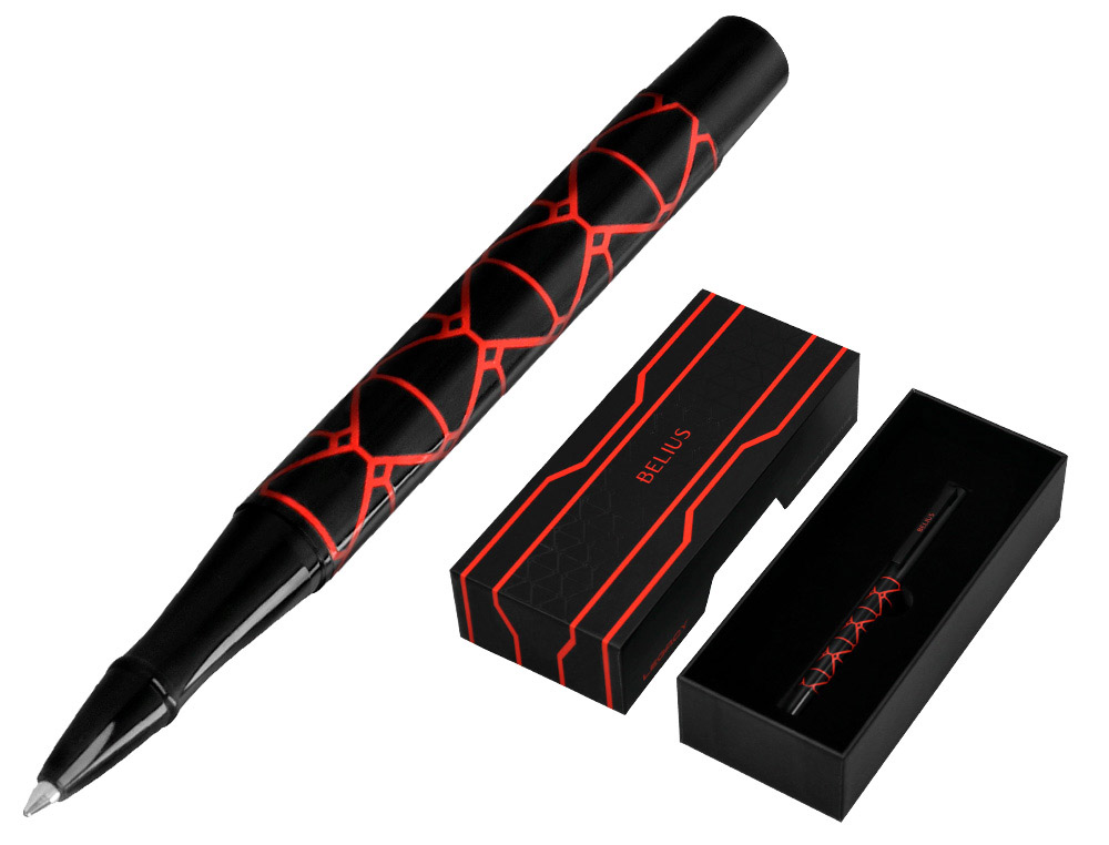 ESFEROGRAFICA BELIUS LEGACY ALUMINIO DESENHO TRIANGULO VERMELHO CORPO PRETO TINTA COR AZUL CAIXA DE DESIGN