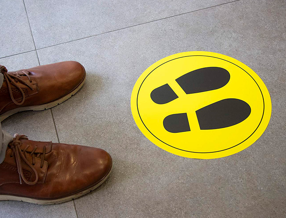 CIRCULO DE SINALIZACAO ADESIVO APLI PARA CHAO PVC 100 MC PES COR AMARELO/PRETO DIAMETRO 30 CM