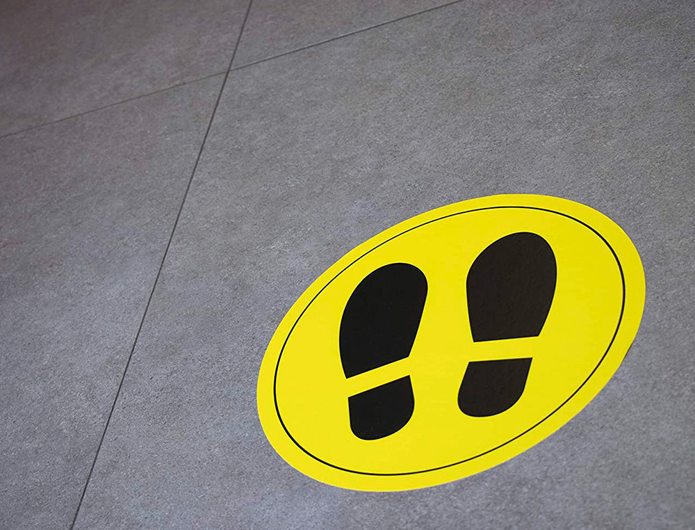 CIRCULO DE SINALIZACAO ADESIVO APLI PARA CHAO PVC 100 MC PES COR AMARELO/PRETO DIAMETRO 30 CM
