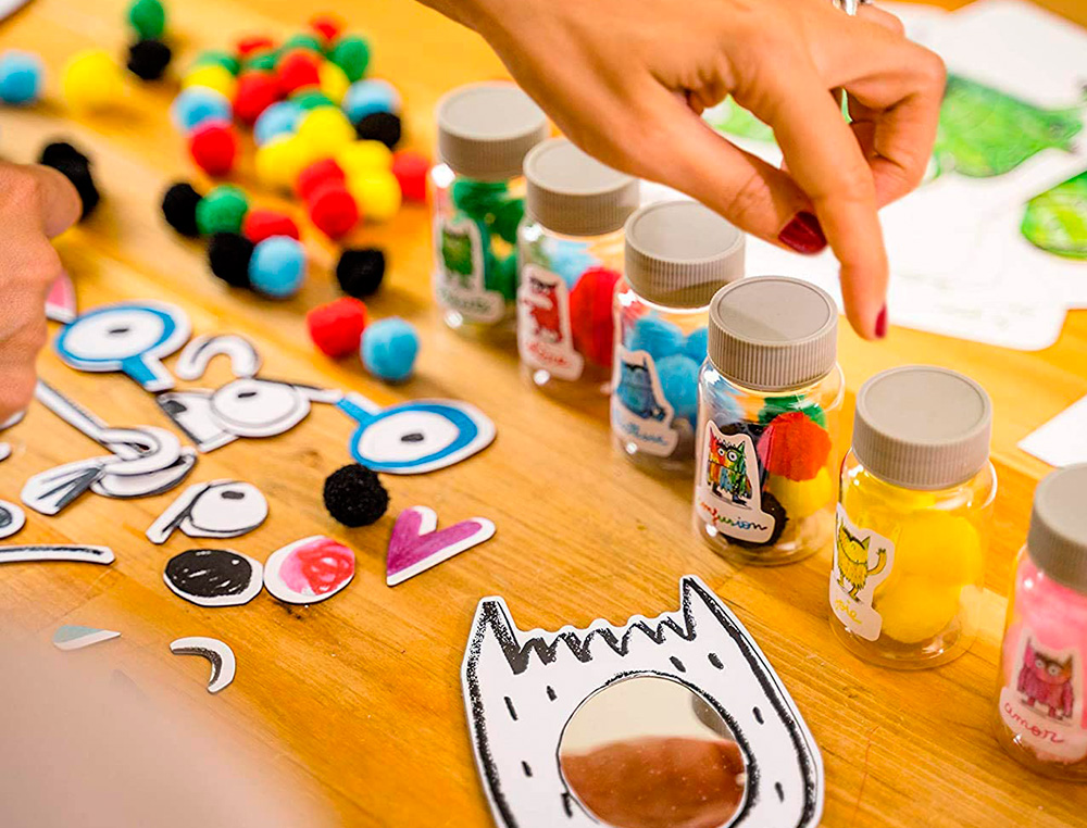 JOGO DISET DE MESA EU DESCUBRO AS EMOCOES