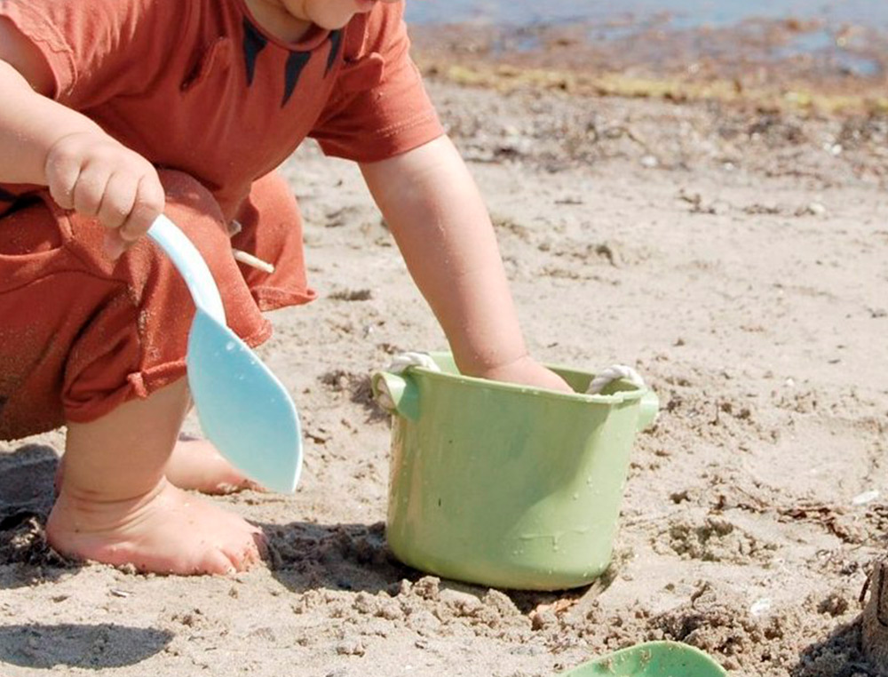 BALDE PRAIA VIKINGTOYS ECOLINE ECOLOGICO E RECICLAVEL CAPA CIDADE 1,5 LITROS