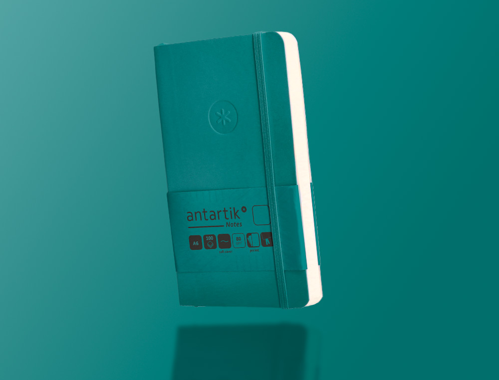 CADERNO COM ELASTICO ANTARTIK NOTES CAPA MOLE A6 LISO VERDE AGUA-MARINHA 100 FOLHAS 80 GR FSC