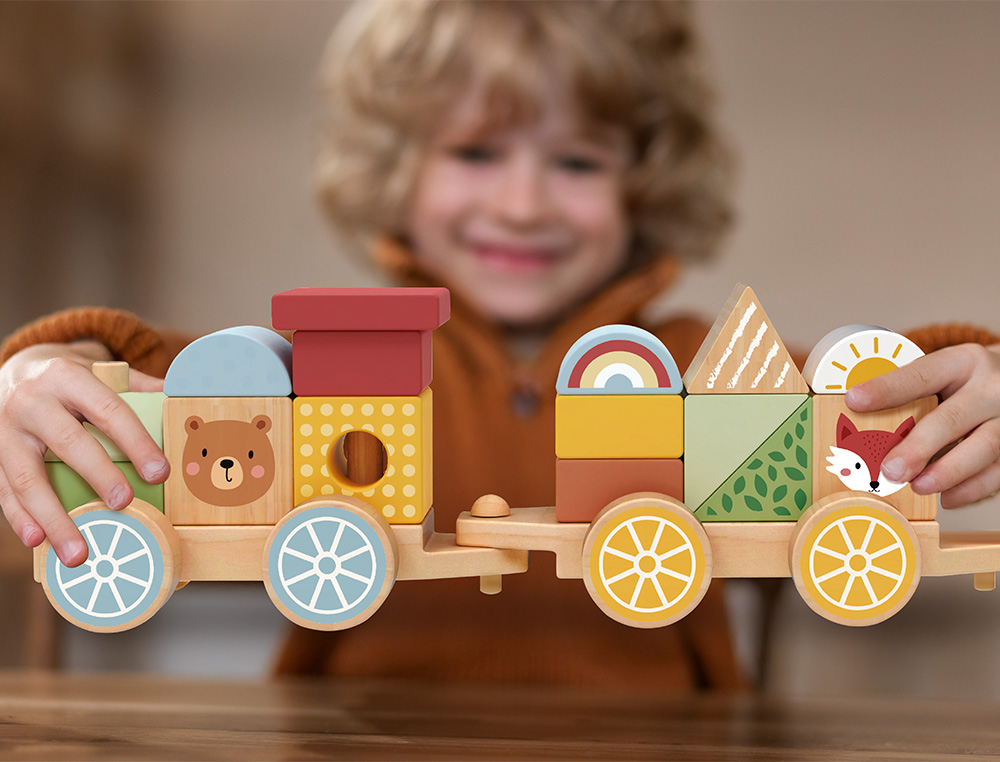 JOGO INFANTIL IMAGINOVO MADEIRA COMBOIO FIGURAS EMPILHAVEIS COM RODAS +18 MESES 38X9,5X7,5CM