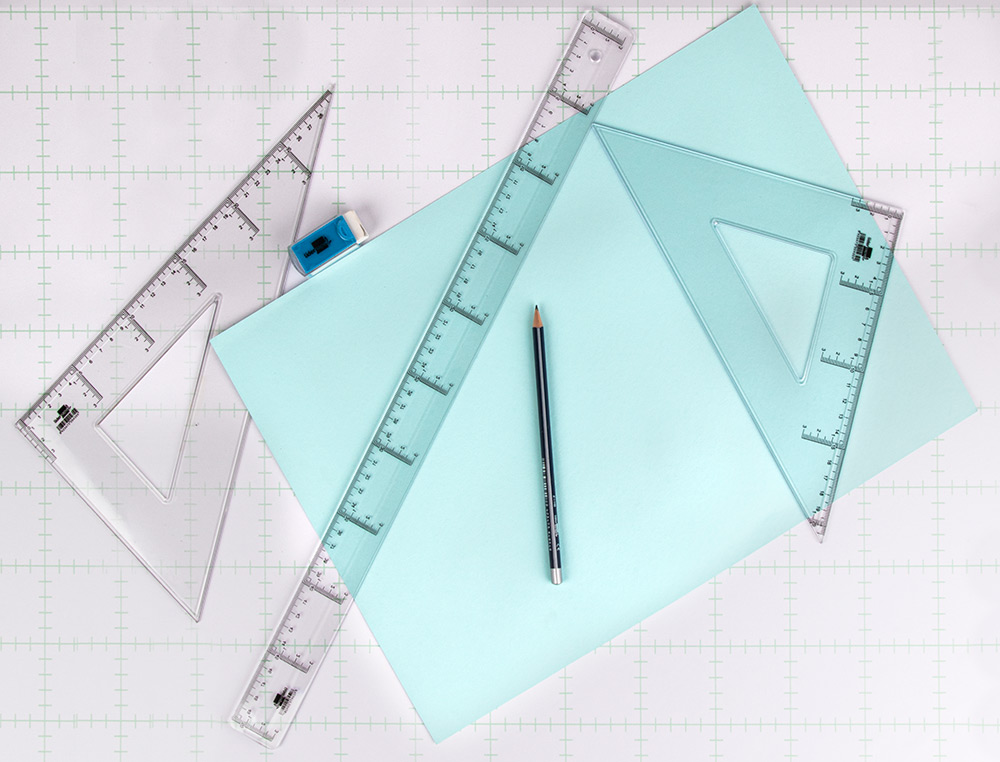 REGUA PLASTICO CRISTAL LIDERPAPEL TRANSPARENTE 50 CM