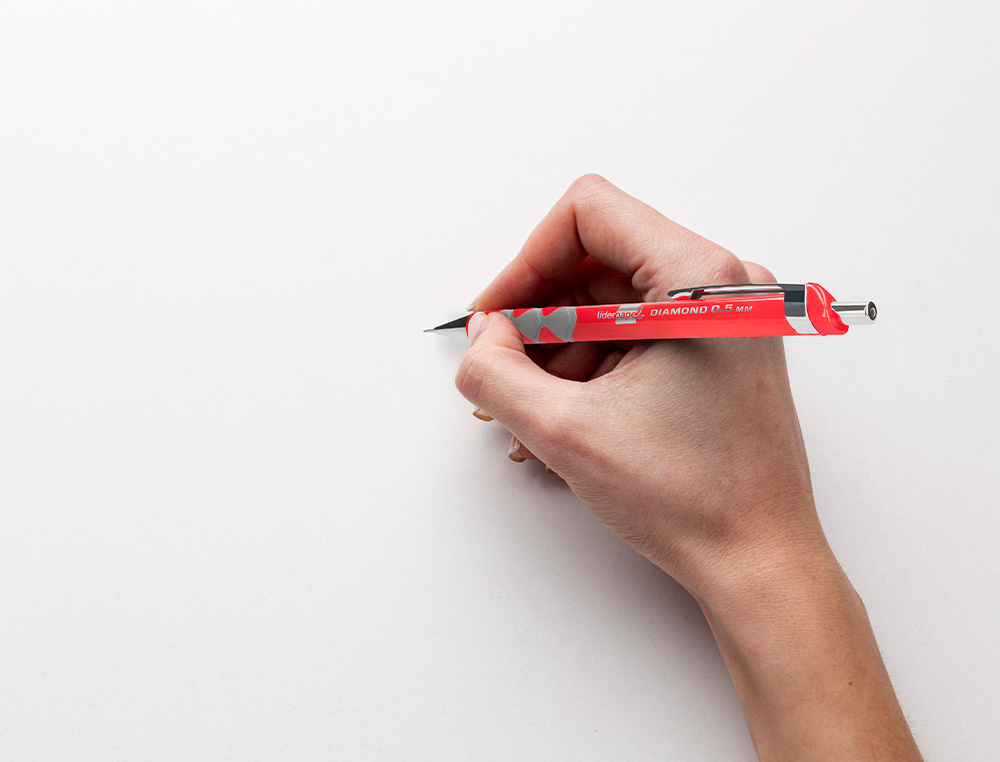 LAPISEIRA LIDERPAPEL DIAMOND 0.5 MM COM BORRACHA E PEGA SOFT CORES SORTIDAS