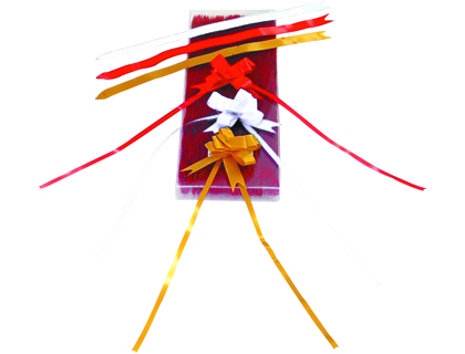 FITA PARA FAZER LACOS PRATA 130 CM X 31 MM UNIDADE