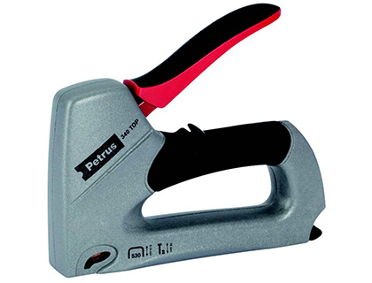 AGRAFADOR PETRUS 340 TOP ESPECIAL CORPO DE ALUMINIO UTILIZA AGRAFES N 530 DE 6 A 14 MM E SACA-AGRAFES